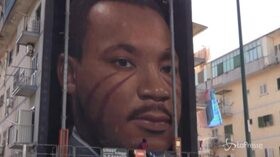 Martin Luther King alla periferia Est di Napoli, Jorit: “Un simbolo di forza per reagire”