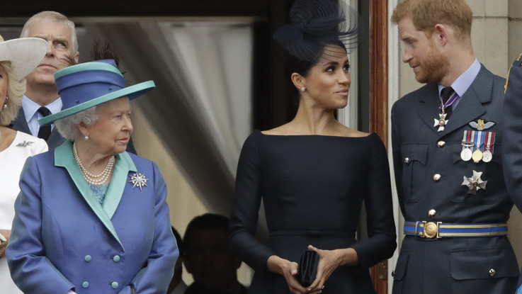 Harry e Meghan, la regina convoca vertice d'emergenza per lunedì