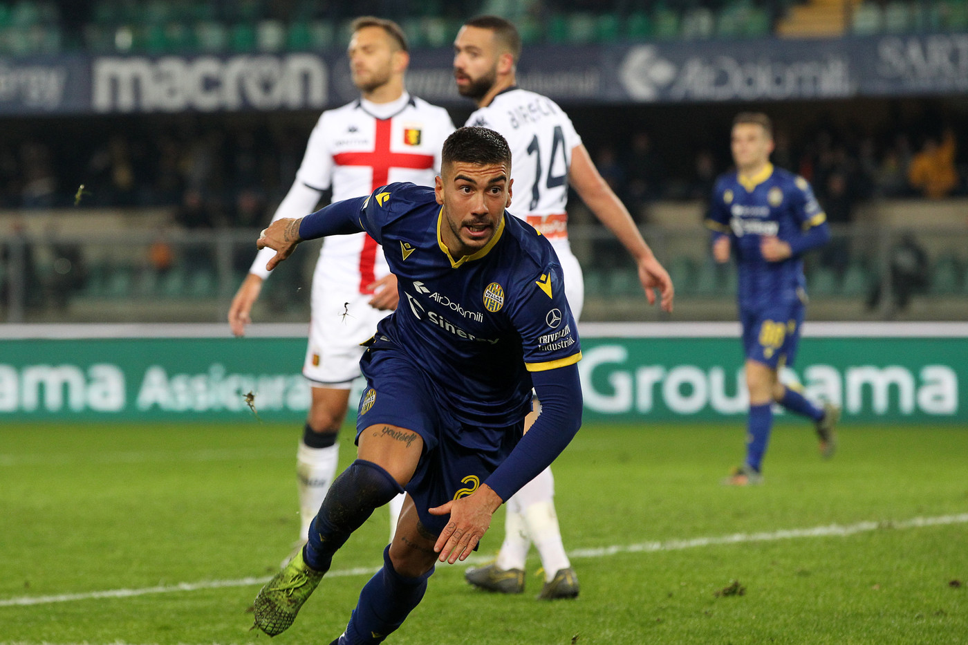 Serie A: Verona-Genoa 2-1, vittoria i rimonta per gli scaligeri