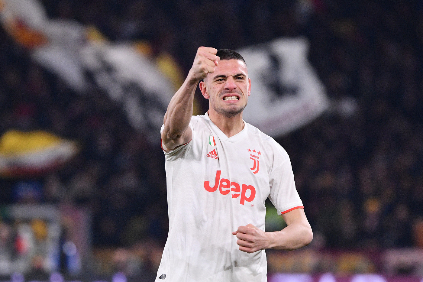 Juve, per Demiral lesione legamento crociato: sarà operato