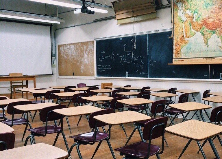 Descrizione choc sul sito di una scuola di Roma: studenti divisi per ceto sociale
