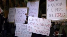 Calabria, Salvini contestato: “Lamezia non si Lega”