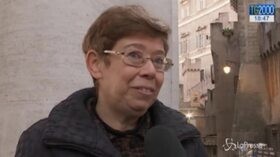 Vaticano, prima donna sottosegretario di Stato: “Il Papa come al solito ci ha stupito”