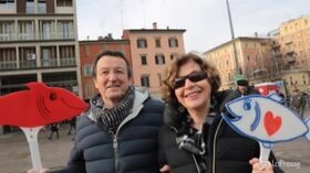 Bologna, manifestazione Sardine: “Un modo diverso di fare politica”
