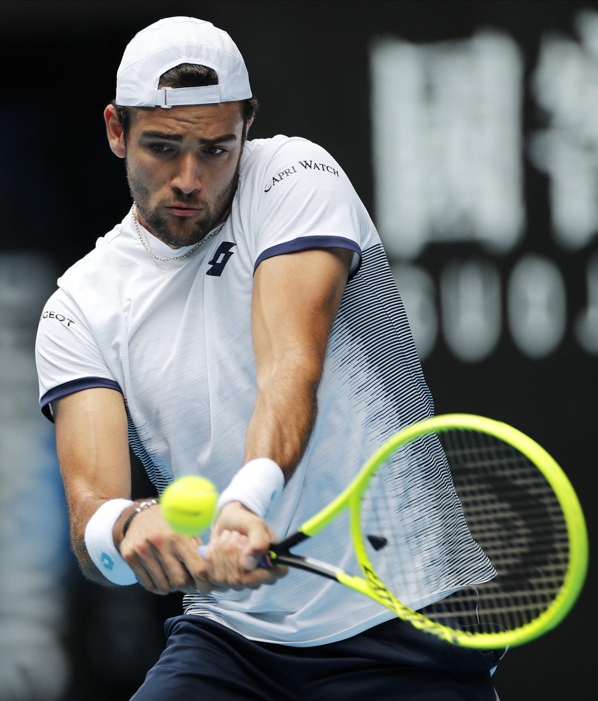 Australian Open, buona la prima per Berrettini. Avanti anche Djokovic e Federer