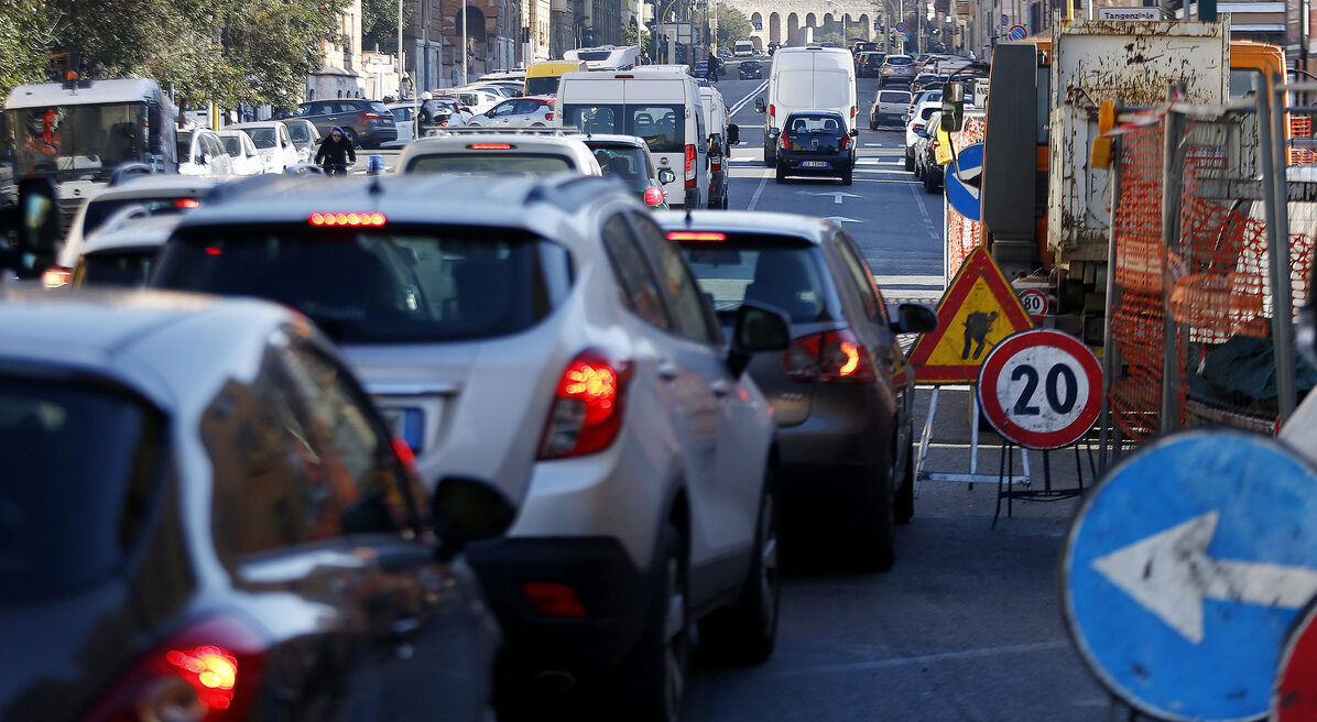 Roma, slitta il blocco dei veicoli Euro 4 e Euro 5 Roma, slitta il blocco dei veicoli Euro 4 e Euro 5