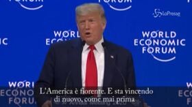 Trump a Davos: “L’America è tornata e vince di nuovo”