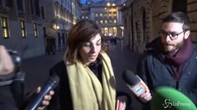 Nitti e Aprile lasciano i 5 Stelle, Castelli: “Dovrebbero uscire dal Parlamento”