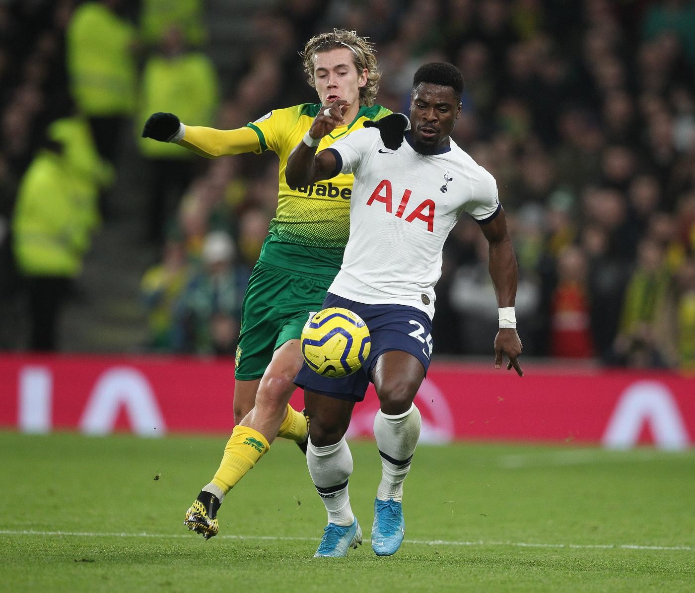 Premier: Tottenham supera Norwich, United ko in casa con il Burnley