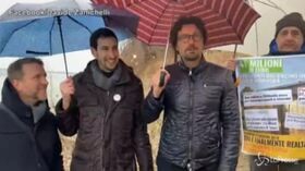 La gaffe di Toninelli, confonde un deputato con il candidato alla Regione Emilia Romagna