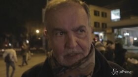 Lega in piazza a Bibbiano, Calderoli: “Le Sardine me le mangio”