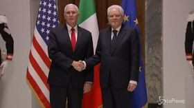 Giornata romana per Mike Pence, prima da Mattarella e poi da Conte