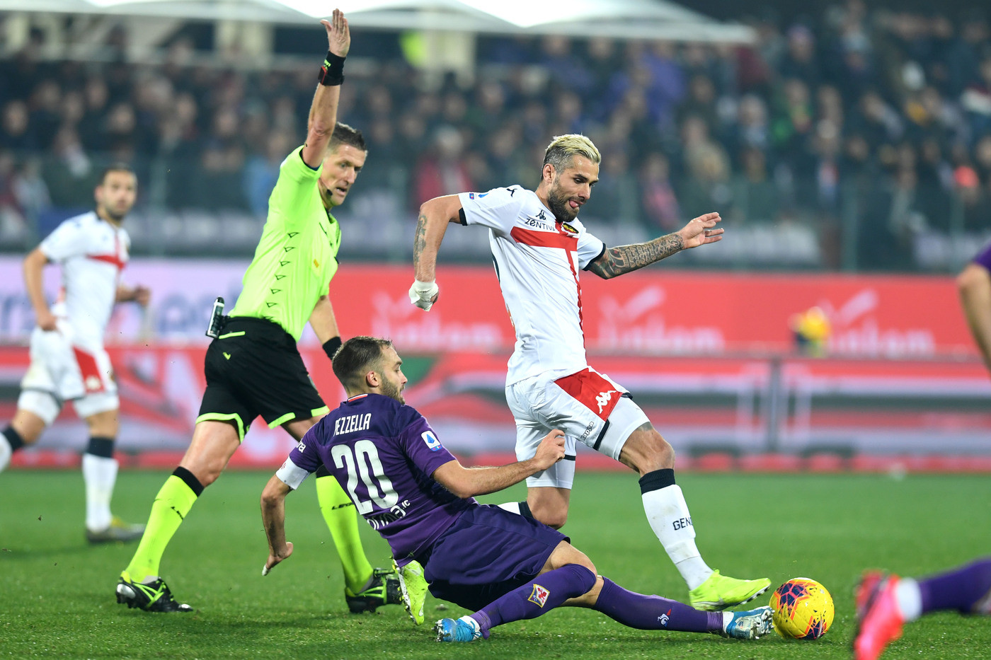 Serie A, Fiorentina-Genoa finisce 0-0. Il Bologna passa a Ferrara