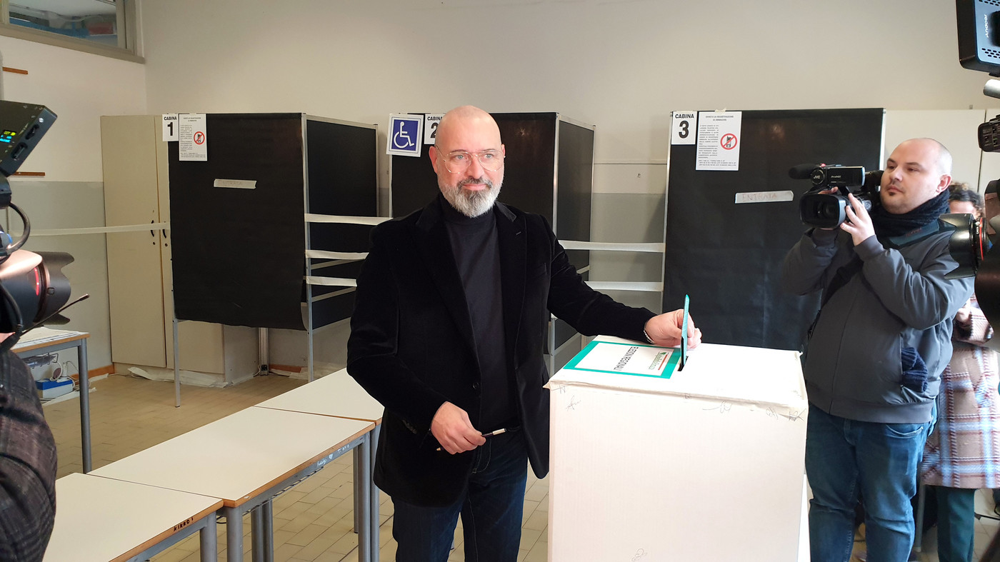 Bonaccini si tiene E.Romagna, Pd-Iv: Salvini sconfitto, Governo avanti. Calabria a Santelli