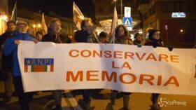 Fiaccolata a Mondovì contro l’antisemitismo, nuovo episodio a Torino