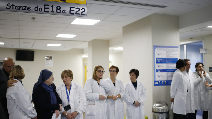 Bambin Gesù: allergico 1 bimbo su 4, latte materno prima barriera
