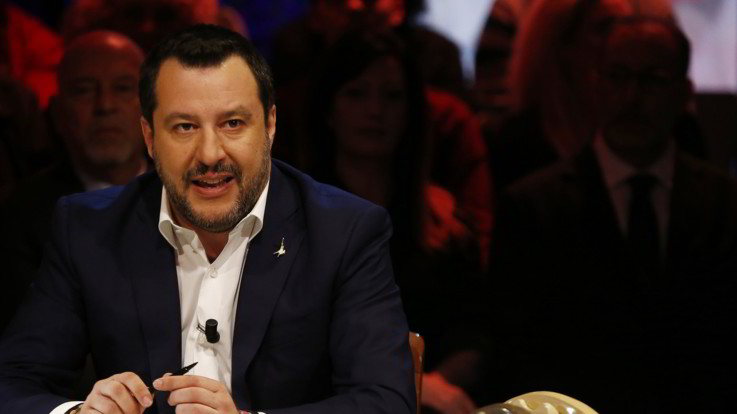 Migranti, Salvini: "Su Ocean Viking denuncio Conte e Lamorgese"