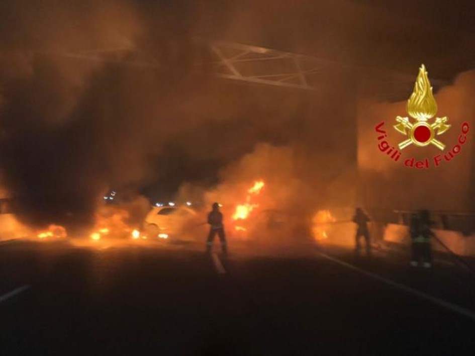 Lodi: fallito assalto a portavalori, inferno sull’A1