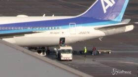 Tokyo, l’arrivo dei giapponesi evacuati da Wuhan