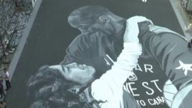 A Manila un enorme murale per ricordare Kobe Bryant e la figlia Gianna
