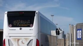 Coronavirus, nave da crociera bloccata a Civitavecchia: l’arrivo dei pullman per il trasferimento