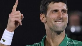 Australian Open, Djkovic batte Federer e vola in finale