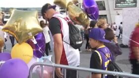 Kobe Bryant, i Lakers tornano in campo: il tributo dei tifosi al campione