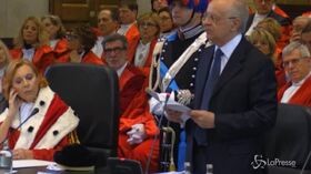 Davigo contestato a Milano, il consigliere del Csm parla e gli avvocati lasciano l’aula