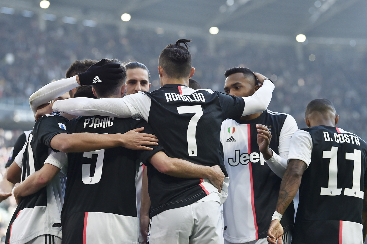 La Juve travolge la Fiorentina 3-0 e va a +6