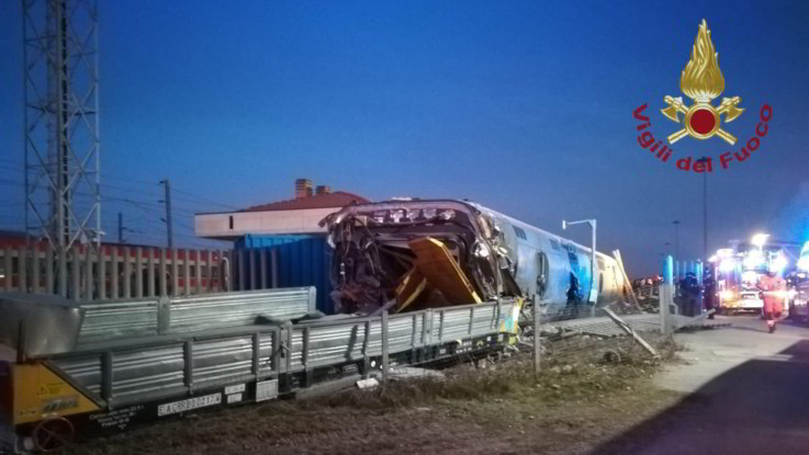 Lodi, deraglia treno alta velocità: 2 morti e 31 feriti