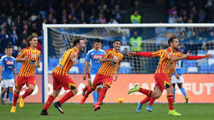 Il Lecce passa a Napoli, Lapadula-Mancosu gelano il S. Paolo: 2-3