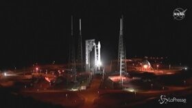 Lanciata la sonda Solar Orbiter, studierà la nostra stella