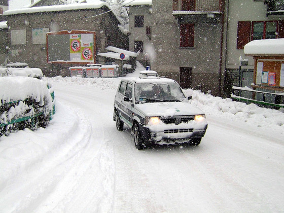 Sondrio, morta 77enne colpita da tetto scoperchiato da raffiche vento