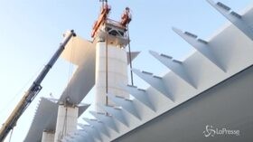 Ponte Genova, issato maxi impalcato da 100 metri