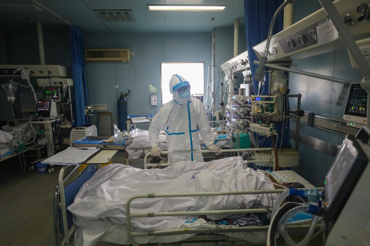 Coronavirus, sviluppato ‘plasma di convalescenza’. Domani il rientro di Niccolò da Wuhan