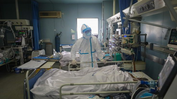 Coronavirus, sviluppato 'plasma di convalescenza'. Domani il rientro di Niccolò da Wuhan