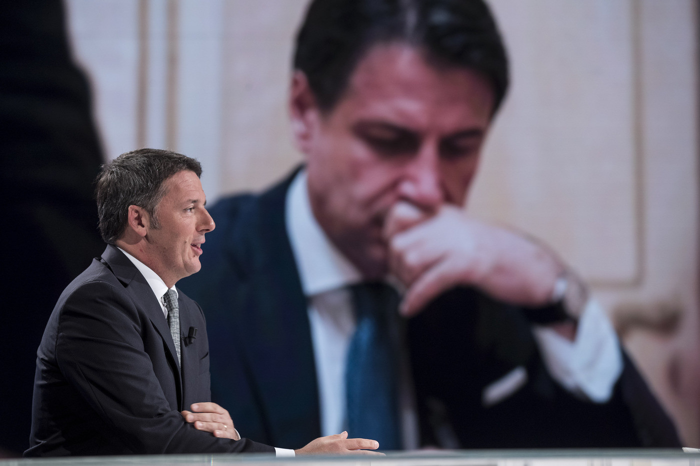 Governo, resta duello Conte-Renzi. IV vota fiducia ma su giustizia tiene punto