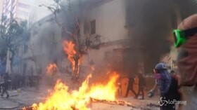 Cile, nuovi scontri antigovernativi a Santiago