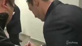 Coronavirus, la gaffe di Buffon col tifoso cinese: “C..o sei, di Wuhan?”