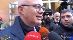 M5s contro i vitalizi, D’Incà: “Governo avanti fino al 2023”