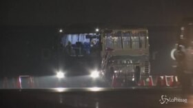 Coronavirus, gli americani lasciano la nave in quarantena a Yokohama