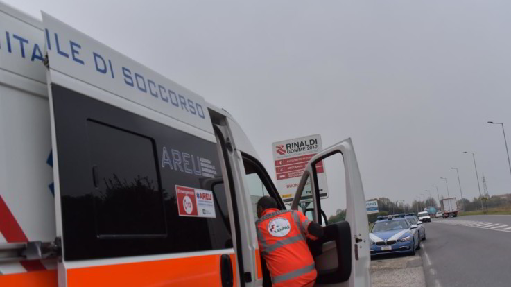 Pisa, esplode un airbag in un tamponamento tra auto: muore un neonato