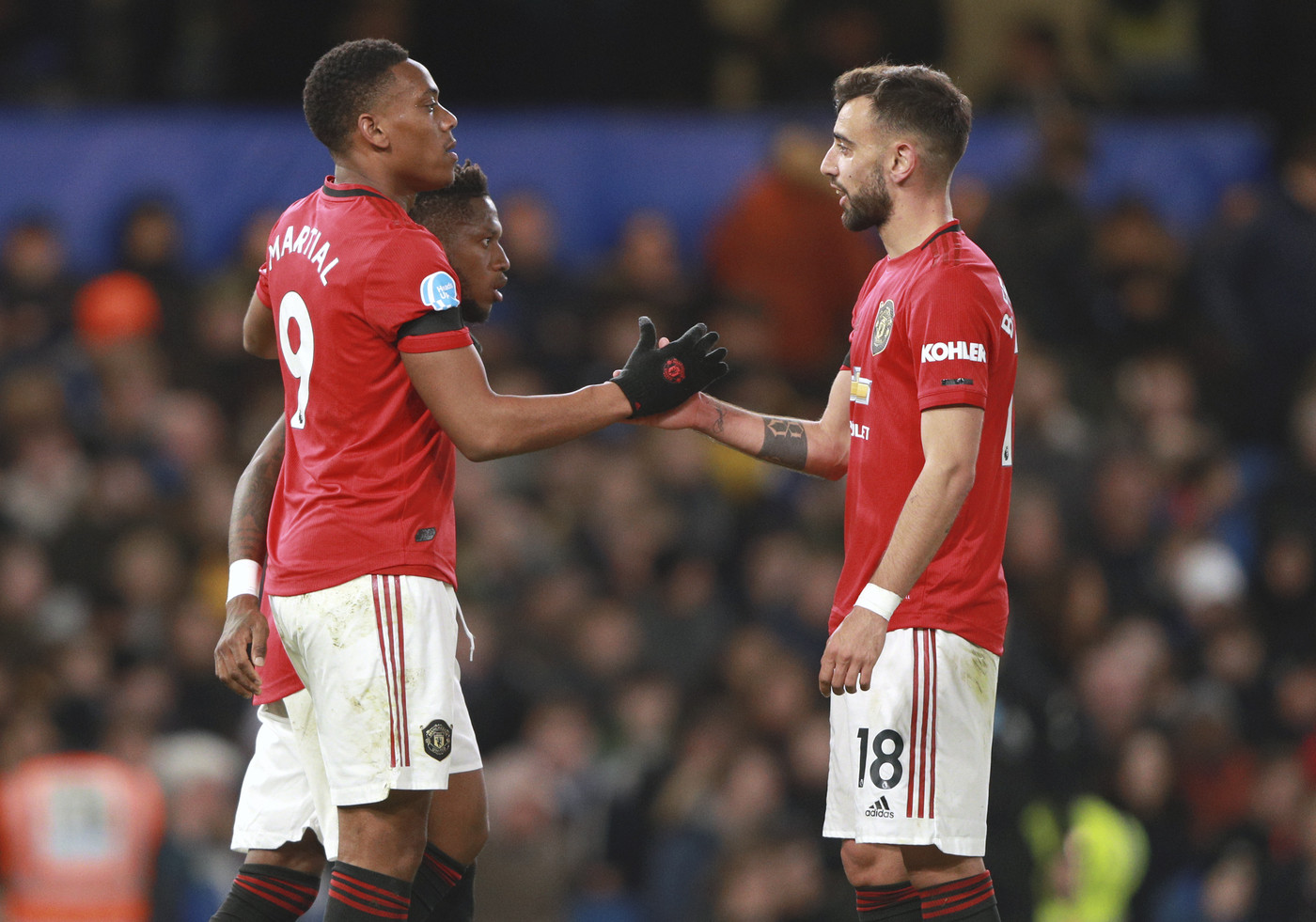 Premier, il Manchester United espugna 2-0 Stamford Bridge