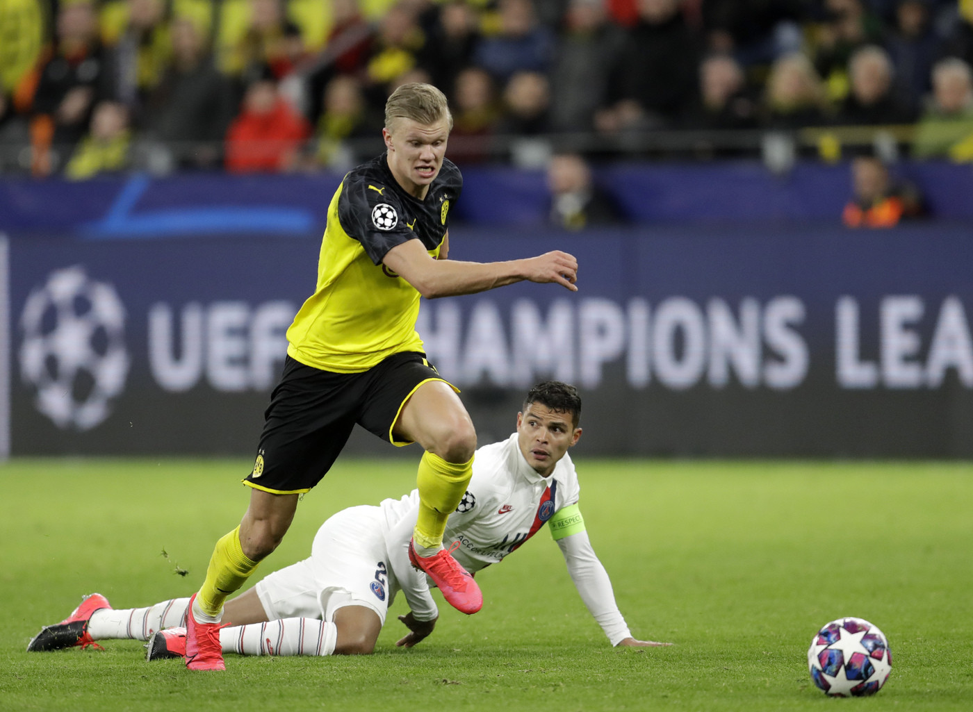 Champions, Liverpool cade a Madrid. Haaland stende Psg: il Dortmund vince