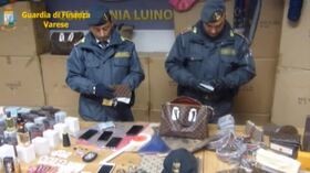 Luino, contraffazione sui social: 92 denunciati