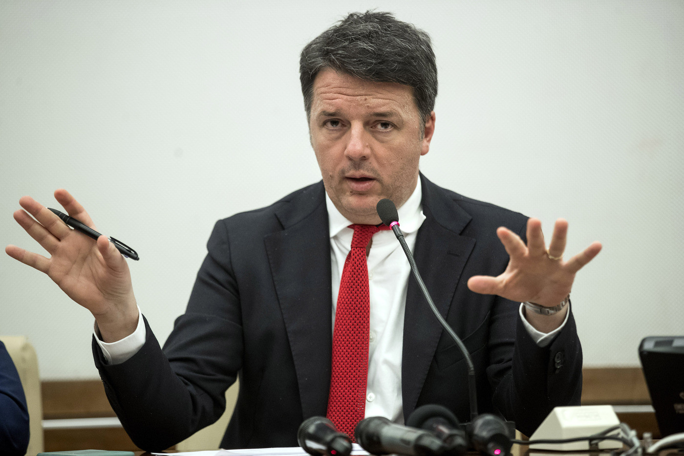 Governo, Conte e Renzi pronti a primo faccia a faccia. Ma strappo resta vicino