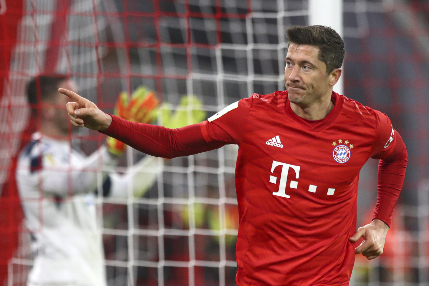 Bundesliga: Bayern Monaco batte Paderborn 3-2