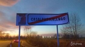 Posti di blocco nel Lodigiano, automobilisti con le mascherine