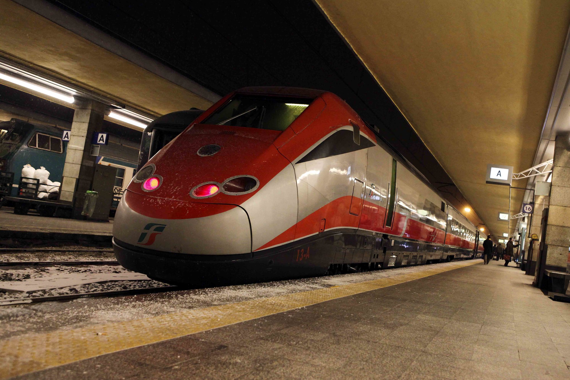 Coronavirus: treni in tilt per controlli Casalpusterlengo, la replica di Rfi a Italo-Ntv