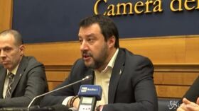 Coronavirus, Salvini su Fontana: “Deve prendere precauzioni, se qualcuno vuole aprire un’inchiesta..”